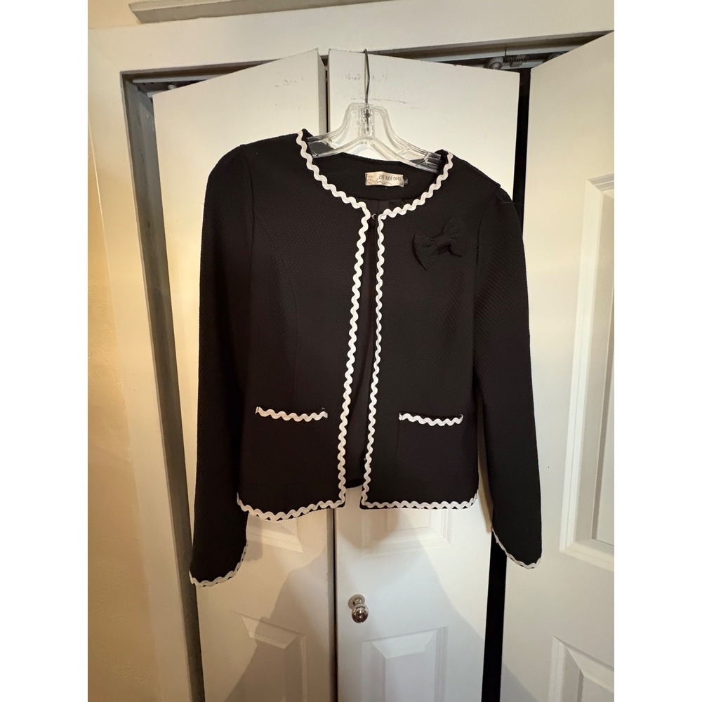 Korean Brand Rickrack Trim Bow Jacket – Girls XL (Fits Women's XS-S)‎